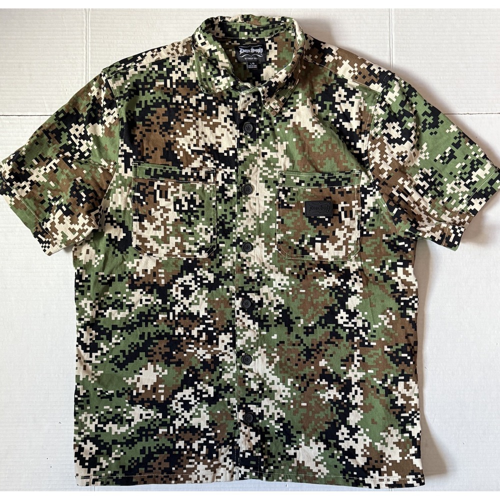 SNOOP DOGG SUPPLY - Men's Digital Camo Short Sleeve Button Shirt - Size Large